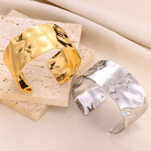 بنگل ( Matching Bangles )