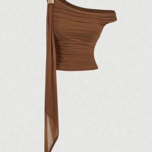 تاپ تانک قهوه‌ای چین‌دار با دکور فلزی